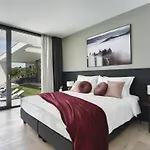 Calipso Villa *